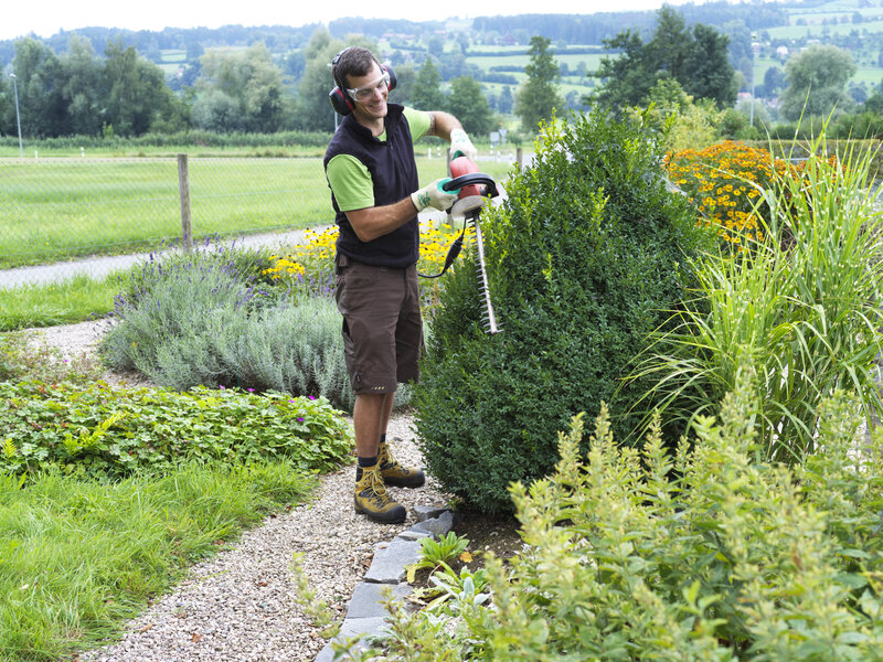 Gartenpflege
